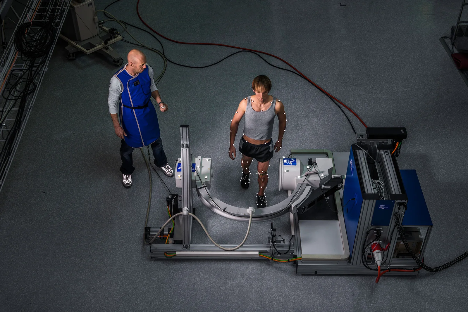 Cutting-Edge Biomechanics Equipment Transforming Sports Performance and Safety